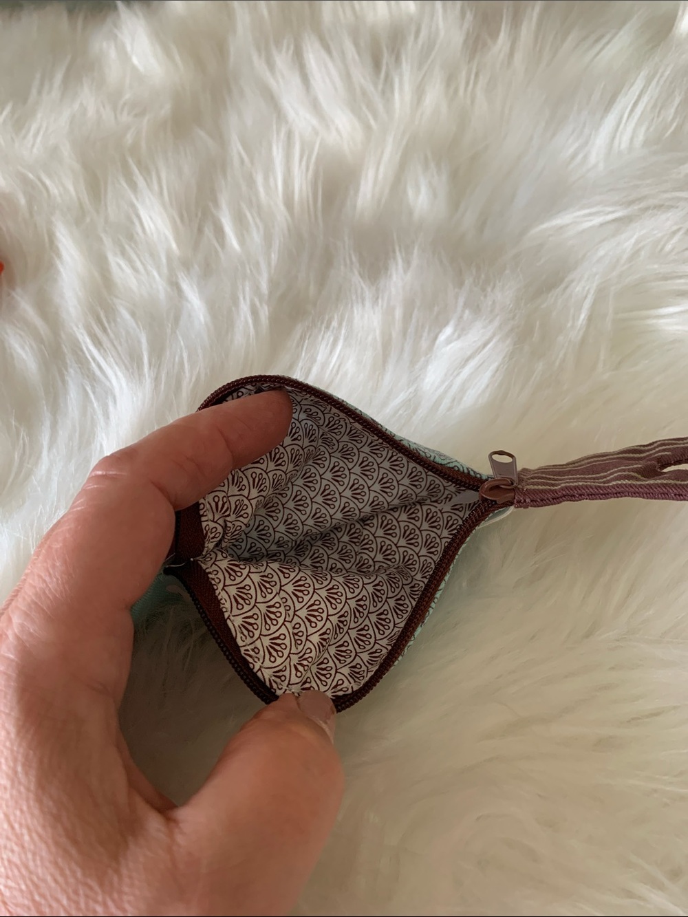 đĄđ Set of 3 Zippered Fish Fabric Pouches by Davines NWOTđ - Picture 7 of 8